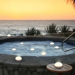 Ampoule Coco IP68 effet blanc chaud Newgarden - Ø 11 x 8 cm