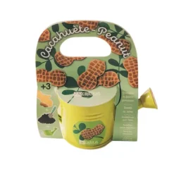 Arrosoir en zinc vert avec graines de cacahuètes Radis et Capucine