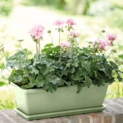 Balconnière en polypropylène vert pistache Elho Barcelona - 49 x 19 x 16 cm