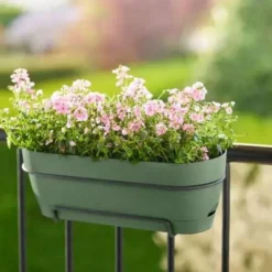 Balconnière plastique vert pistache Elho Vibia Campana easy hanger large - 24,1 cm