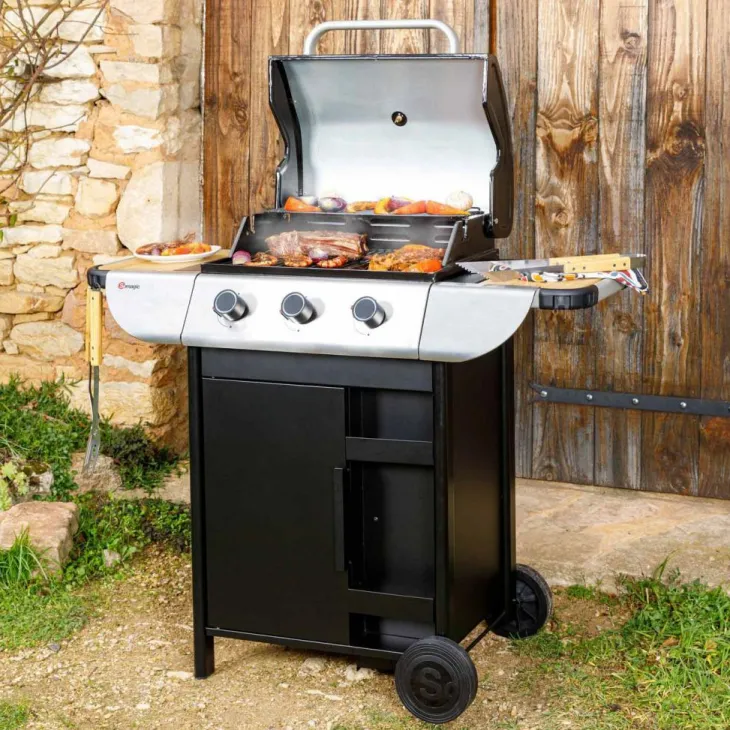 Barbecue au gaz Miami 300 avec 3 feux 9KW coloris noir - 120,8 x 59,5 x 113 cm