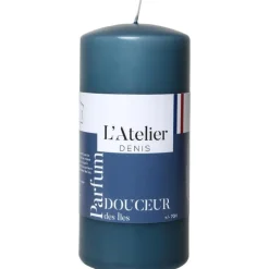 Bougie cylindrique taille L bleu parfum douceur des î L’Atelier de Denis - Ø 6,8 x H 14.5 cm
