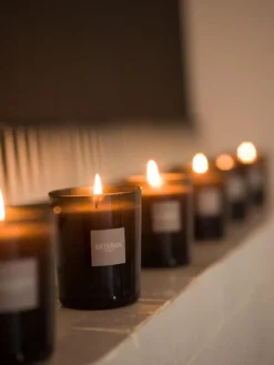 Bougie parfumée Initiale Esteban collection Vanille d'or – 180 g