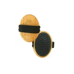 Brosse de massage pour chien et chat coloris marron Anju Beauté – 10,6 x 7,5 x 2,5 cm