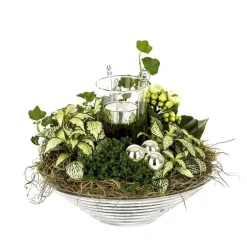 Composition florale de Noël H 25 cm avec verrerie Ø 25 cm
