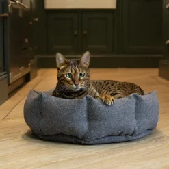 Corbeille pour chat en tissu gris anthracite Scruffs Eco Eden - 45 cm