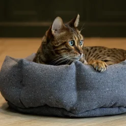 Corbeille pour chat en tissu gris anthracite Scruffs Eco Eden - 45 cm