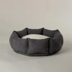 Corbeille pour chat en tissu gris anthracite Scruffs Eco Eden - 45 cm