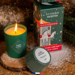 Cracker surprise bougie et bombe de douche senteur sapin My Jolie Candle Noël 2025 – 5,7 x 5,7 x 7 cm