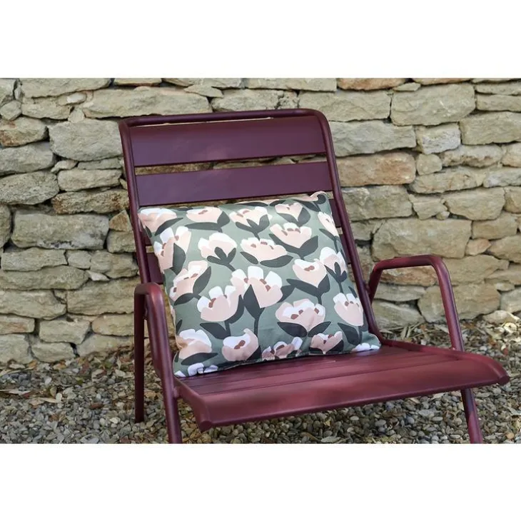 Fauteuil bas coloris rouge en acier Monceau