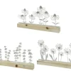 Fleurs en fer blanc sur support en bois blanchi - 29 x 17 cm