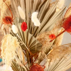 Fleurs séchées coloris blanc lagure