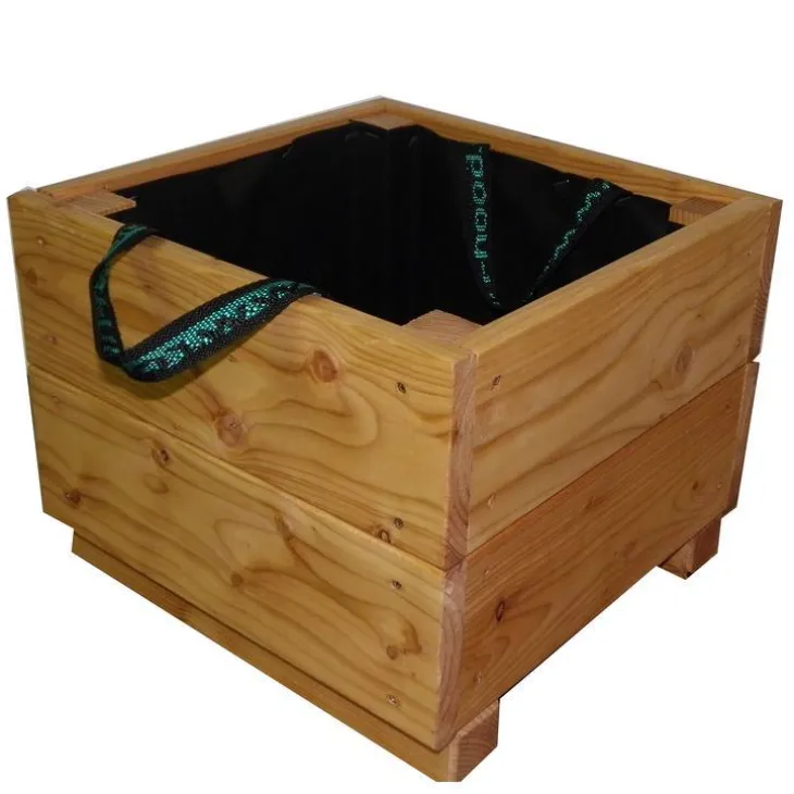 Jardinière coloris beige en bois huilé cetifiée FSC® - 36 x 36 x 28,5 cm