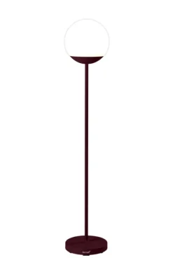 Lampe Mooon coloris noir en polyéthylène Fermob - 134 cm