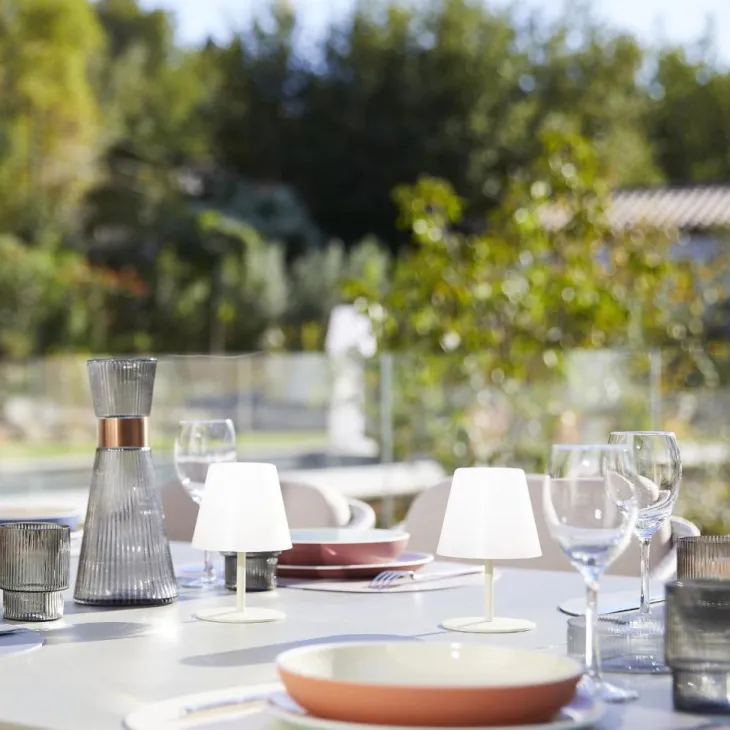 Lot de 2 lampes coloris beige effet blanc chaud en métal Batimex - Ø 10 x 16 cm