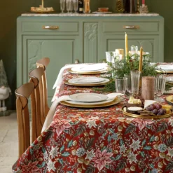 Nappe rouge en PE/coton à motifs roses, blancs et verts Poinsettia - 150 x 250 cm