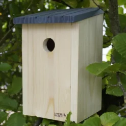Nichoir pour oiseaux en bois épicéa Chez Jojo - Ø 34 mm