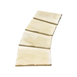 Pas de cheminement trapèze en pierre reconstituée beige Hairie Grandon - 49 x 33/26 cm