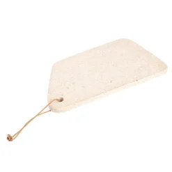 Planche à découper Terrazo beige avec cordelette en cuir 40x23 cm