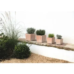 Pot carré contemporain en terre claire 19x19x19 cm