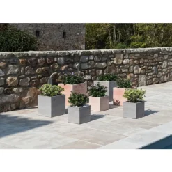 Pot carré contemporain en terre claire 40x40x40 cm