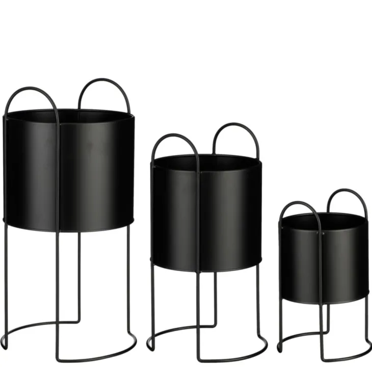 Pot Petry coloris noir en métal - 18 x 17,5 x 16 cm