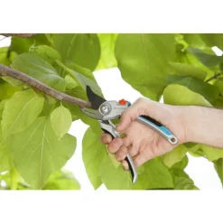 Sécateur en aluminium à lames remplaçables spécial bois vert