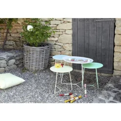 Table basse cocotte en aluminium coloris blanc coton de 44 x 55 x 43 cm 44,5X55X43,5