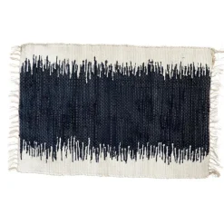 Tapis rectangulaire en coton coloris blanc et bleu avec des lignes – 60 x 90 cm