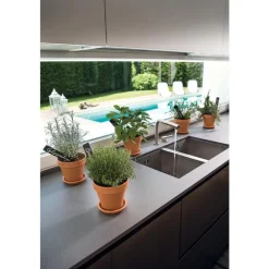 Vase brut rouge en terre cuite D.23 x H21