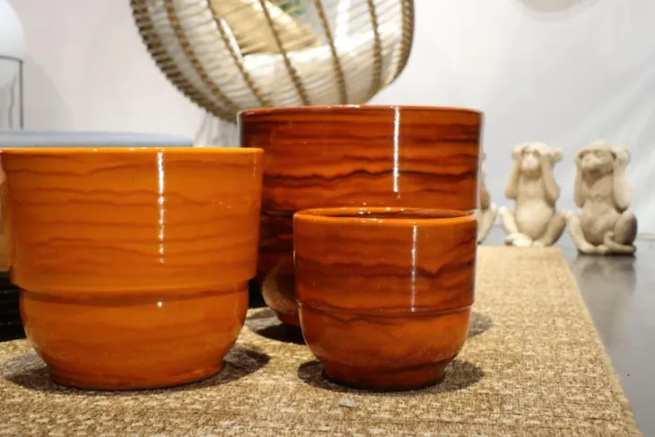 Vase en terre cuite émaillée orange Savane Les Poteries d’Albi Rebord - Ø 30 x H 27 cm