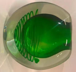 Vase vert en verre façon sulfure Eve